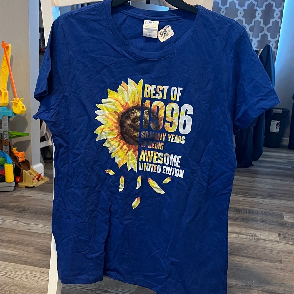 1996 Blue Sunflower Graphic Tee